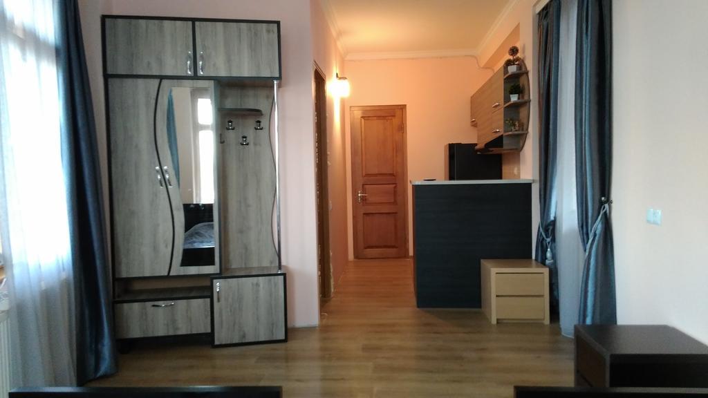 Anano Apartment On Botanikuri Тбилиси Стая снимка