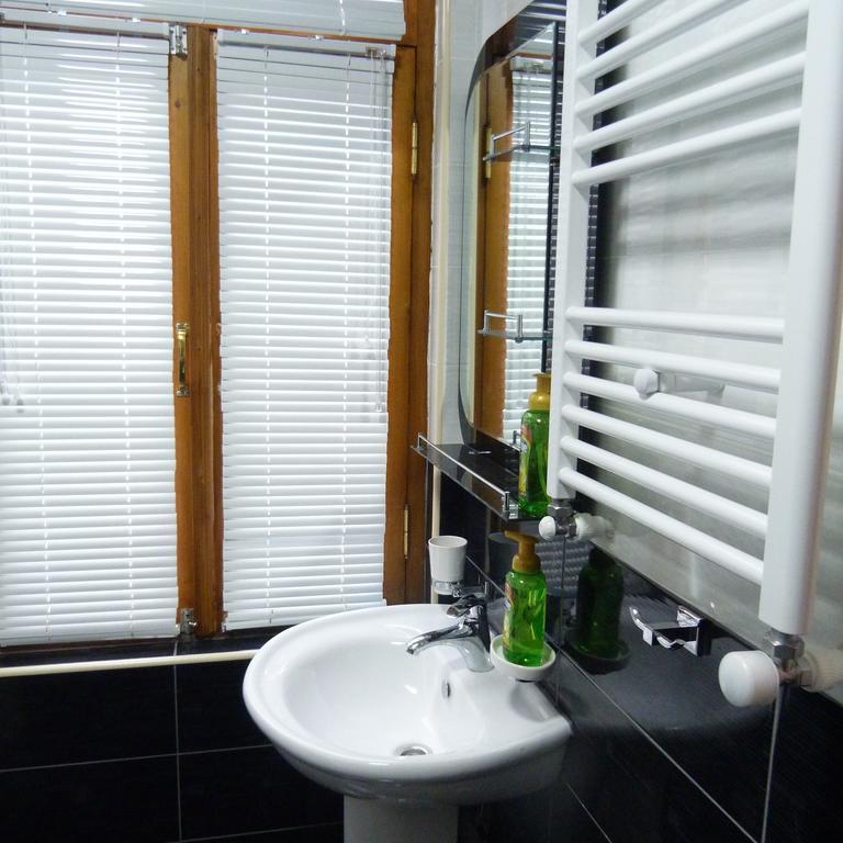 Anano Apartment On Botanikuri Тбилиси Стая снимка