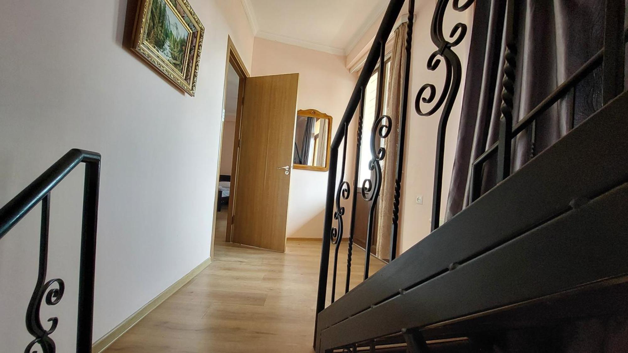 Anano Apartment On Botanikuri Тбилиси Екстериор снимка