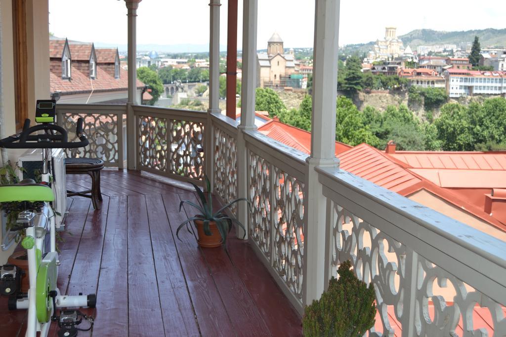 Anano Apartment On Botanikuri Тбилиси Екстериор снимка