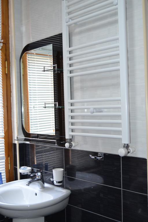 Anano Apartment On Botanikuri Тбилиси Екстериор снимка